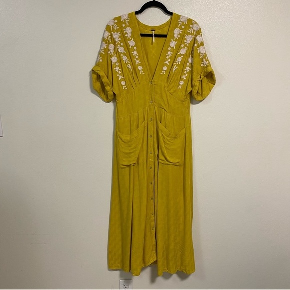 Free People Dresses & Skirts - Free People Love to Love You Self-Tie Dress Size Medium